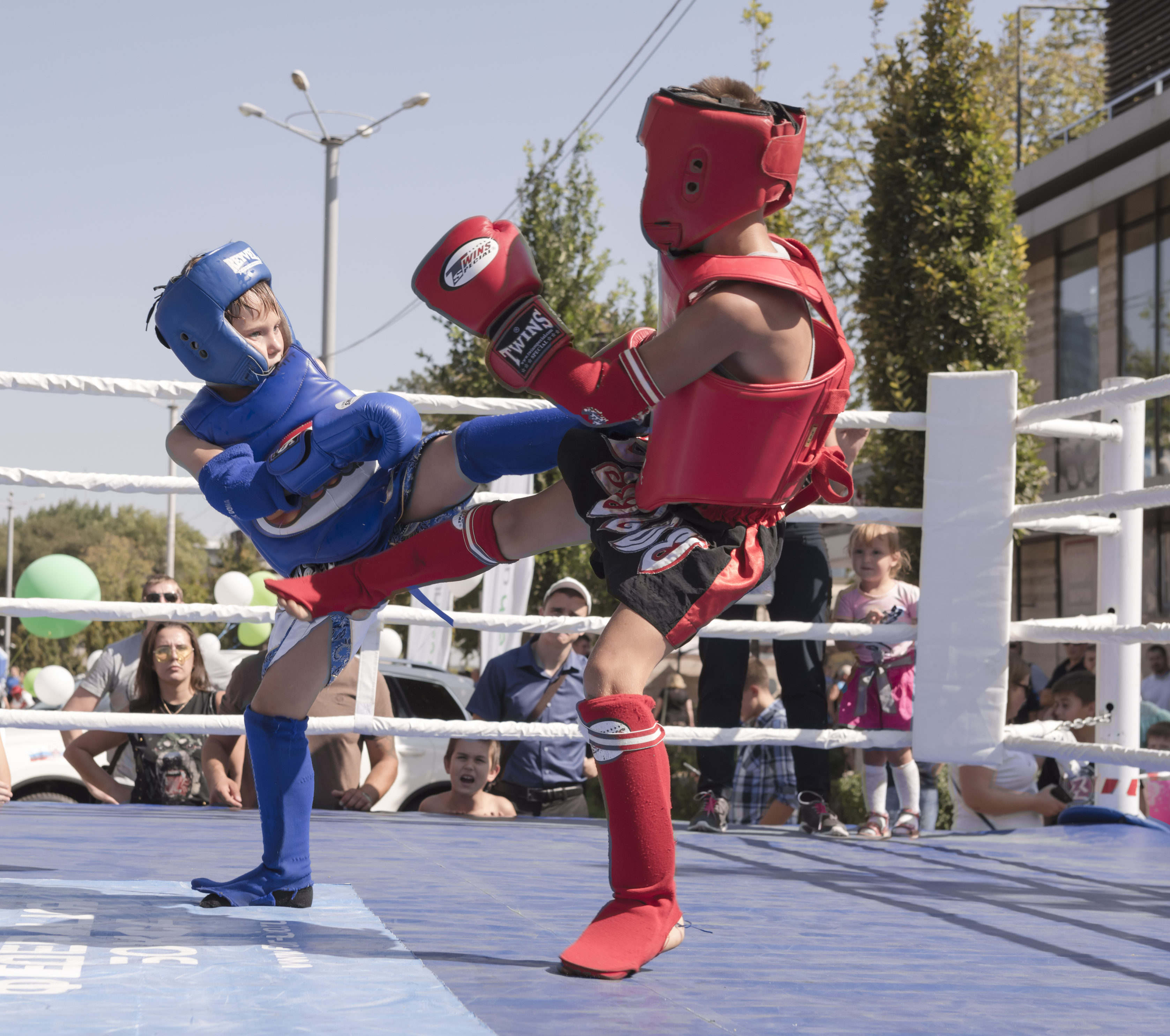 Muay Thai Kids (7-13)